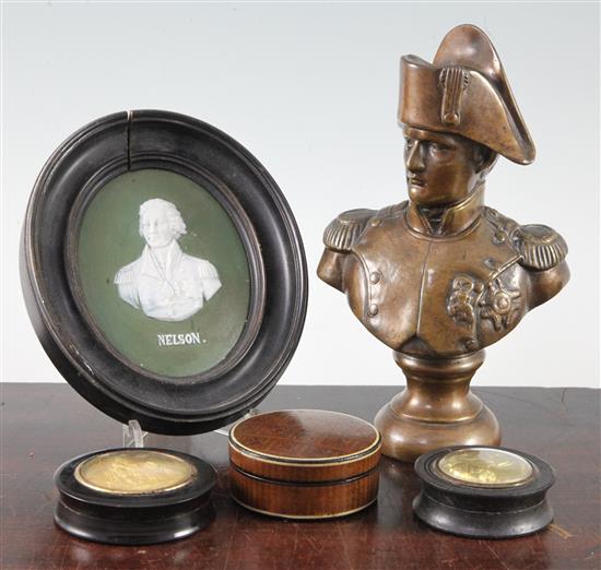 A bronze bust of Napoleon, snuff box